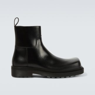 Bottega Veneta Ankle Boots aus Leder in Schwarz