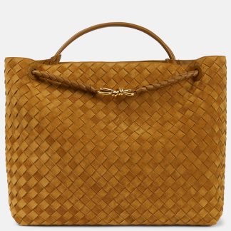 Bottega Veneta Schultertasche Andiamo Large aus Veloursleder in Braun